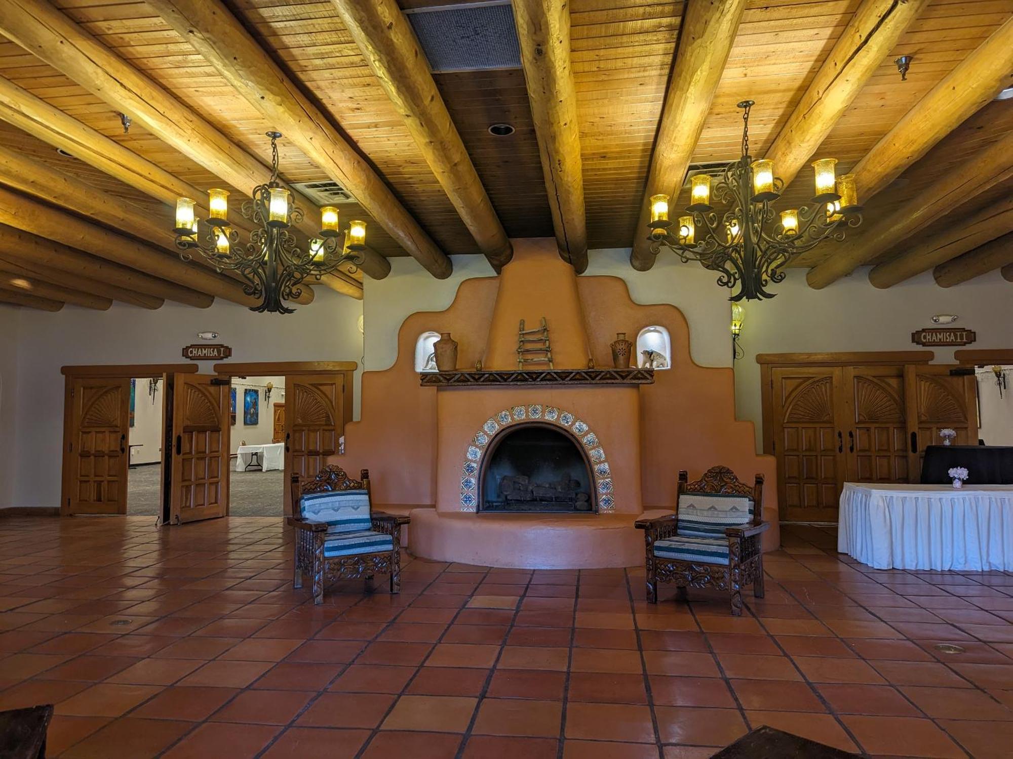Sagebrush Inn & Suites Taos Extérieur photo