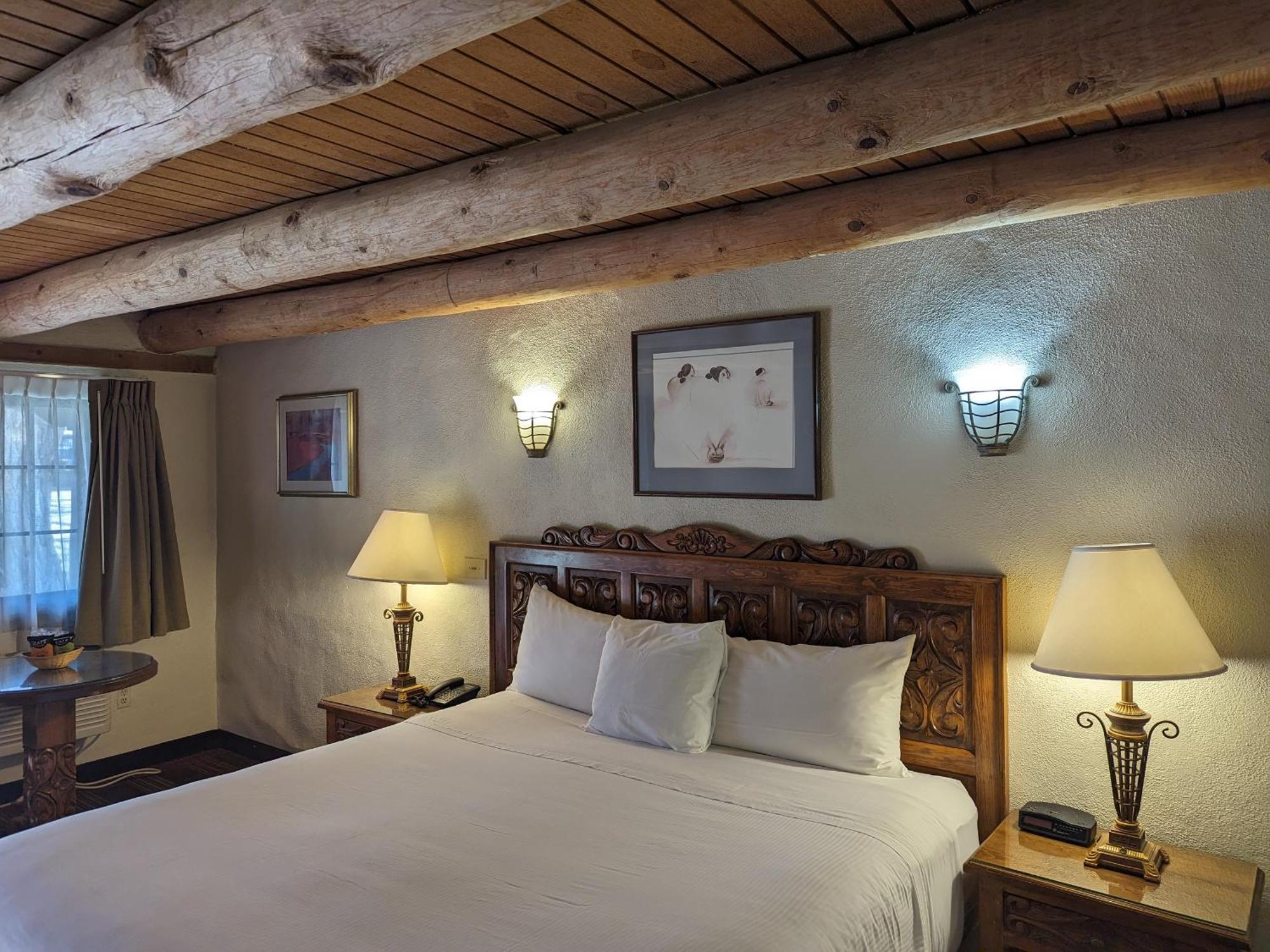 Sagebrush Inn & Suites Taos Extérieur photo