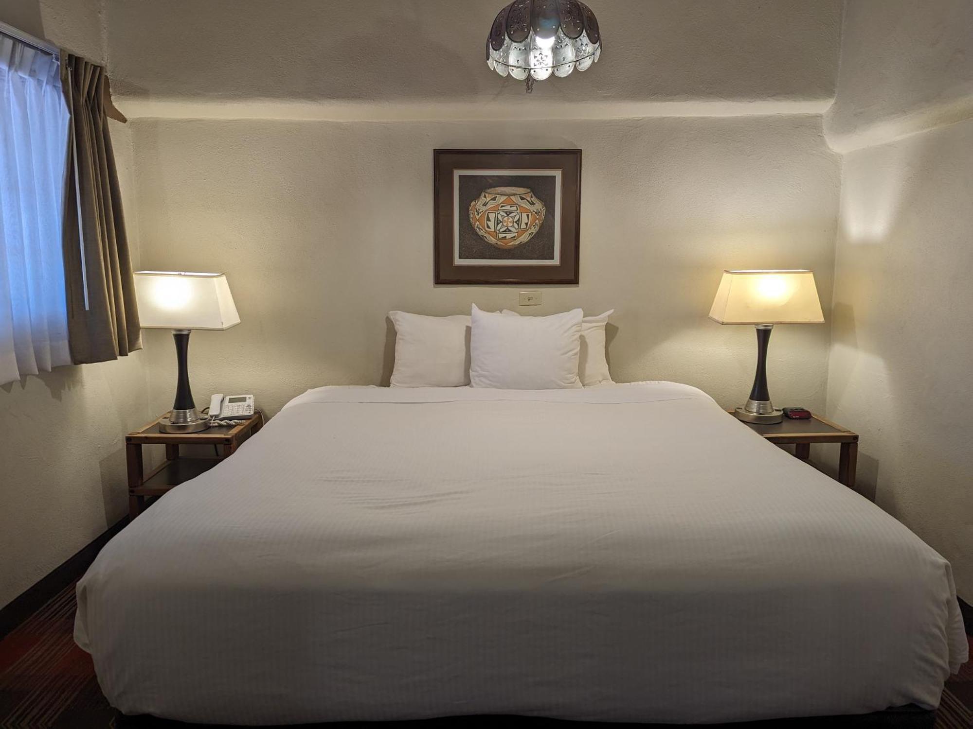 Sagebrush Inn & Suites Taos Extérieur photo