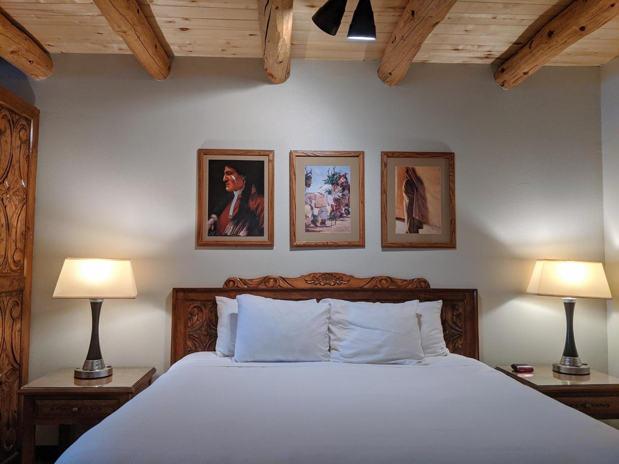 Sagebrush Inn & Suites Taos Extérieur photo
